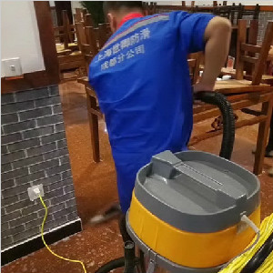 解決酒店后廚地面濕滑 瓷磚防滑處理措施方法
